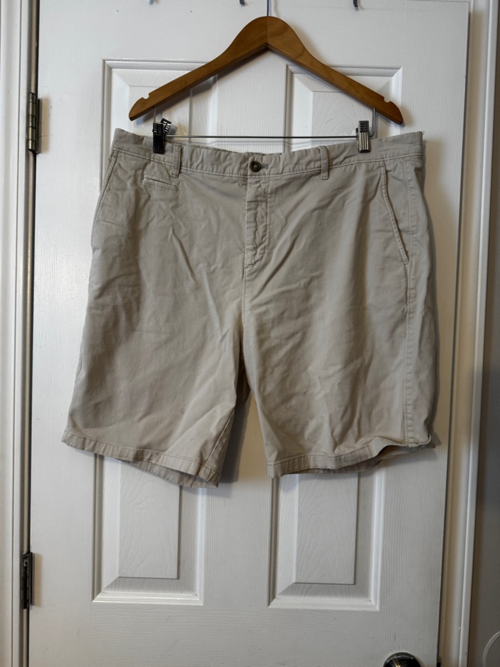 johnnie-O Flat Front Cotton Blend Chino Shorts Khaki Men’s Size 40